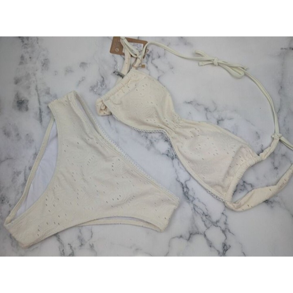 Women’s Cream Bikini 2-Piece Swimsuit Set Size M 6-8